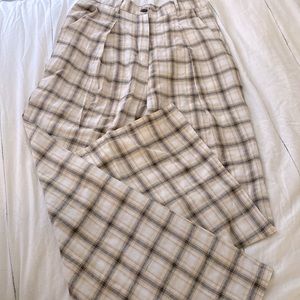 I am selling plaid pants, they have bell bottoms and are high rise.